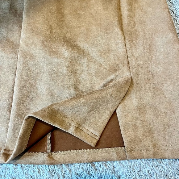 Suede Side Slit Skirt - Picture 5 of 5